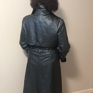 LAFAYETTE 148 New York elegant long trench.